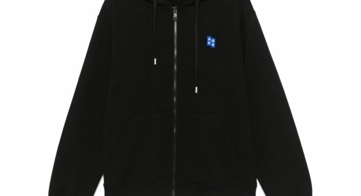 아더에러 후드 집업: 지금 바로 겟해야 할 최고의 데일리룩 아이템!